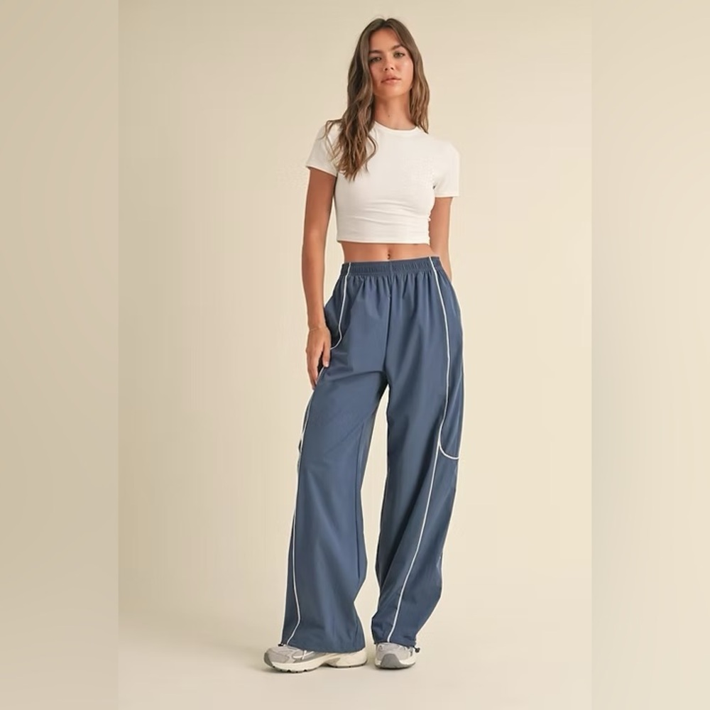 ✨1 LEFT! Skyline Track Pants